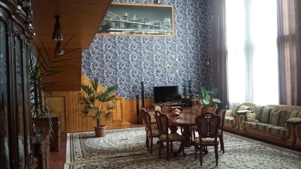 Дома для отпуска Family holiday home. Гусар-50
